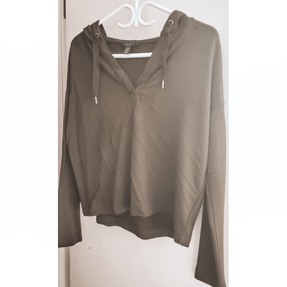 XS | Banana Republic Pullover | Olive Green | NEVER WORN - Picture 3 of 4